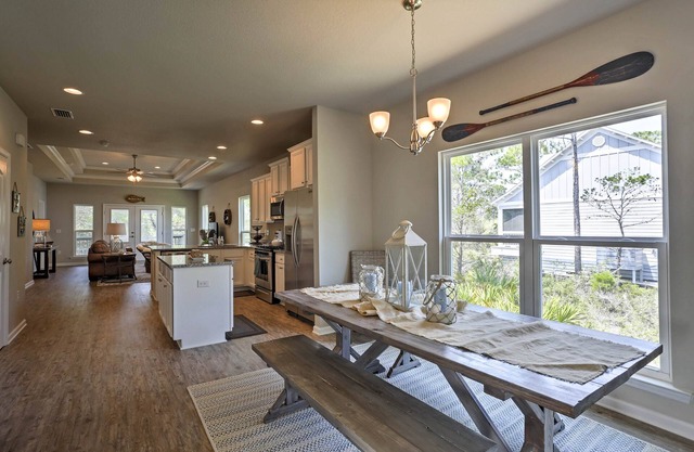 Port St Joe Beach House w/ Pool Access!