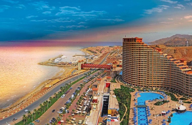 Porto Sokhna Pyramids Apartments powered By Amer-Group Family Only