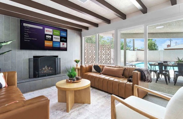Posh & Upscale 4BR Home w/ Pool Perfect for Groups