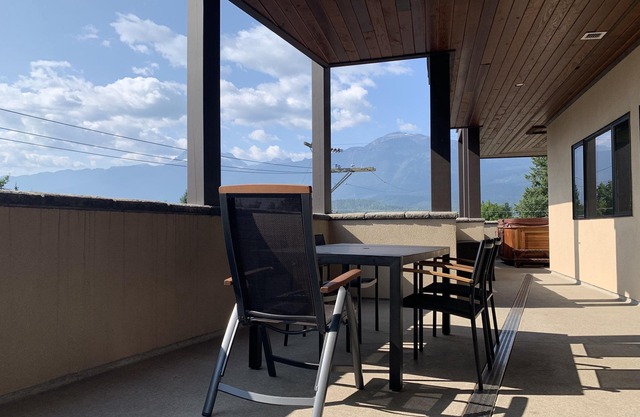 Premier Silverbear Penthouse Condo