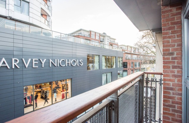 PREMIER SUITES PLUS Bristol Cabot Circus