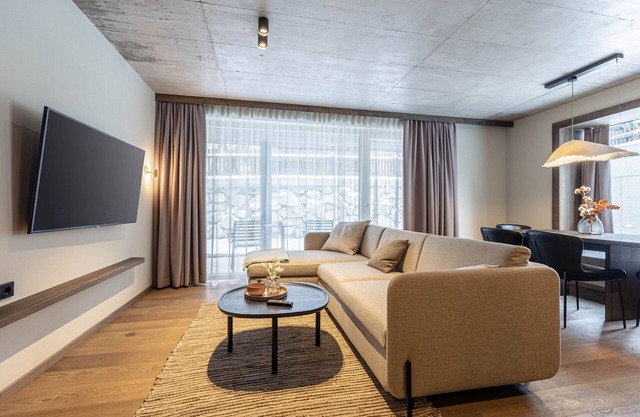 Premium apartment with sauna & garden
