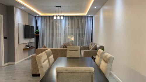 Premium appart avec piscine et Parking