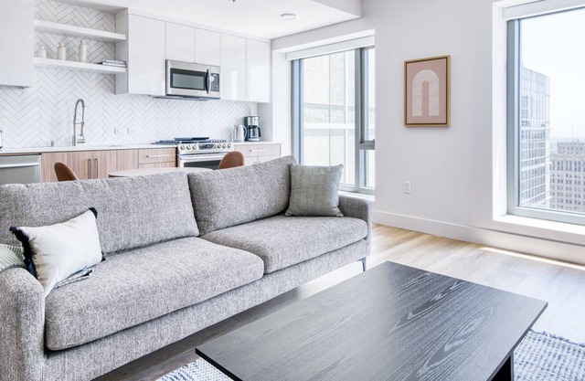 Premium Oakland 1BR w/ AC, W/D, Sky Deck, next to BART, by Blueground