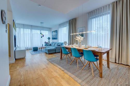 Premium Penthouse E51 3 Schlafzimmer 2 Bäder 103qm PARKING FREE