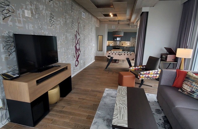 !!!!¡¡¡¡SUITE PRESIDENCIAL!!!! - TU CASA LEJOS DE CASA PARA SXSW