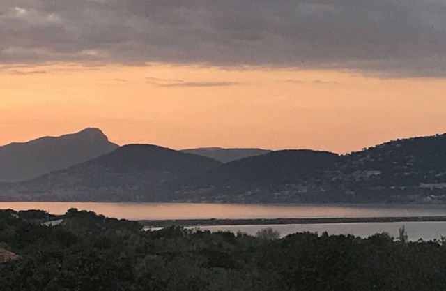 PRESQU ILE DE GIENS VILLA 2018 INCLUSO PIE EXCELENTE VISTA AL MAR PISCINA PRIVADA 6 pers