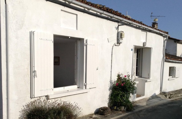Bonita casa de campo cerca del estuario