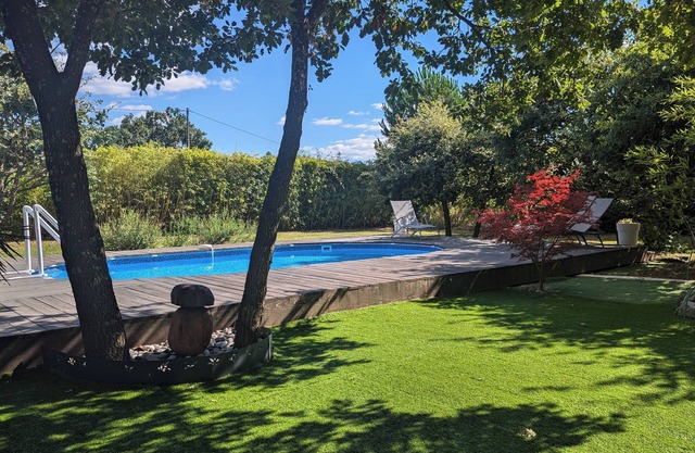 Bonita villa con piscina privada.