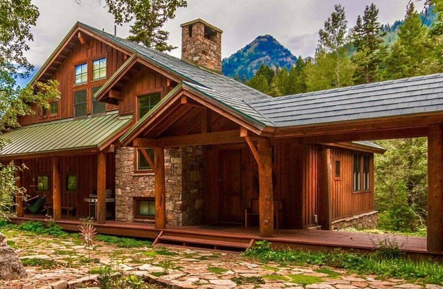 Privado y tranquilo, Streamside, Vistas al monte, Familia, Habitación separada para huéspedes