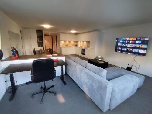 PRIVATE APARTMENT - High End - Very spacious and quiet