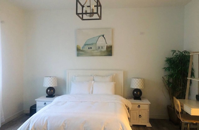 Private Casita w/ New Full Kitchen, Private Pool, Gated Community
