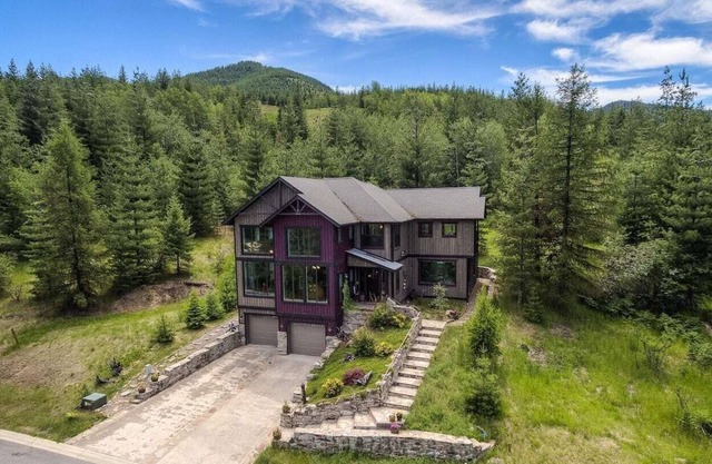 Private chalet on golf course 5 min to Silver mntn