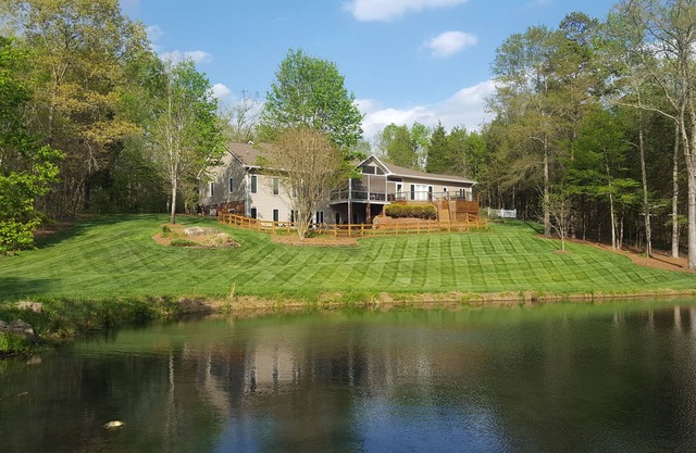 Casa privada en 10 acres con estanque!