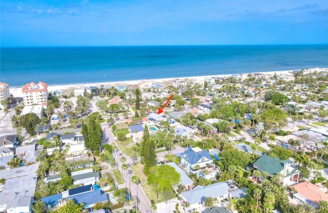 Private Home on North Clearwater Beach! Walk to Beach