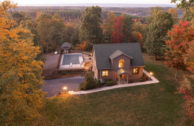 Private Pool + Hot Tub | Susquehanna Getaway