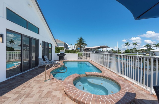 ☀️Private Pool | Canal Front with Boat Dock | Seas The Day☀️