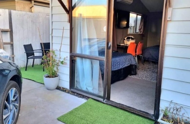 Private Studio on the East side of Christchurch not far from New Brighton beach.