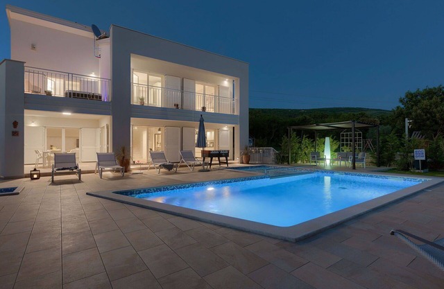 Casa de vacaciones privada con piscina privada, jacuzzi, WIFI, A/C, TV, terraza, vista panorámica