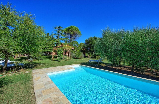 Estupenda casa de vacaciones privada con WIFI, piscina privada, TV, patio, cerca de San Gimignano