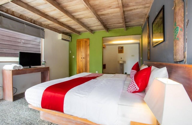 Cabaña privada de madera, estilo balinés clásico en Nusa Dua