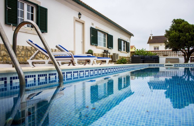 Piscina privada - Vista al mar - Familia ideal - 10 minutos a pie de playa - totalmente equipada