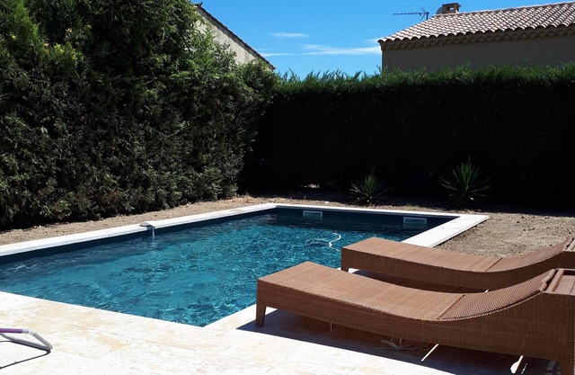 ubicación privilegiada en el corazón de la Provenza, piscina, los Alpilles.