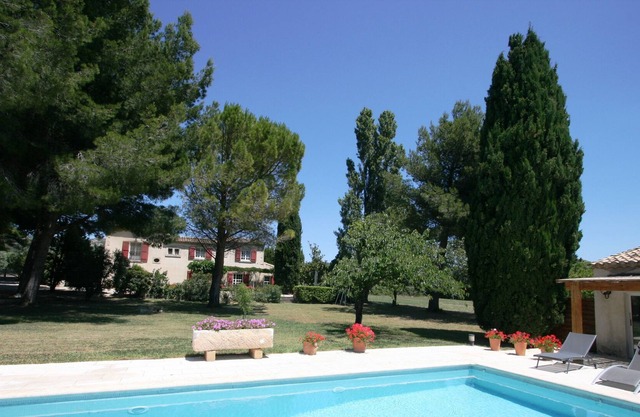 Casa de campo provenzal a los pies de la ciudadela de Baux de Provence