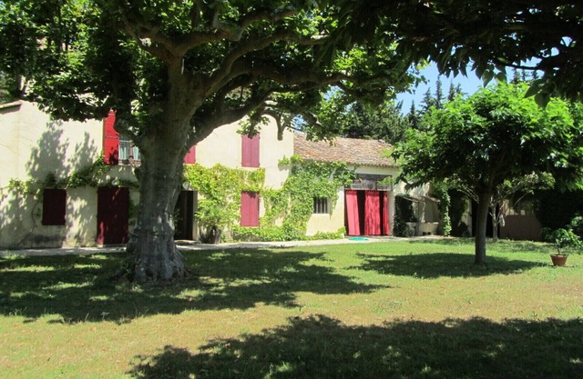 Casa rural provenzal con piscina, cerca de Aviñón, Isles sur Sorgues y Mont Ventoux