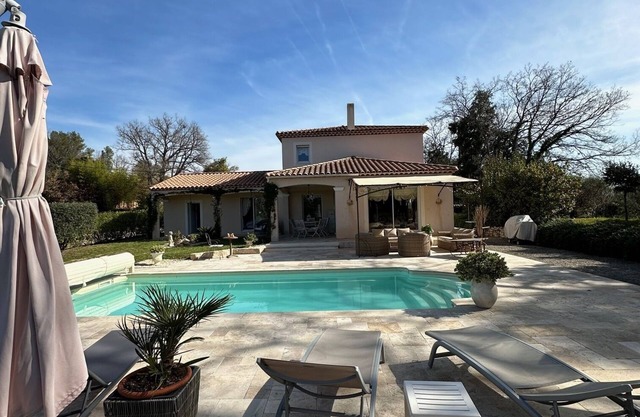 ---- LA VILLA CARLINE -----