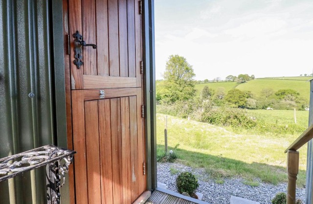 Puddle Duck Shepherds Hut