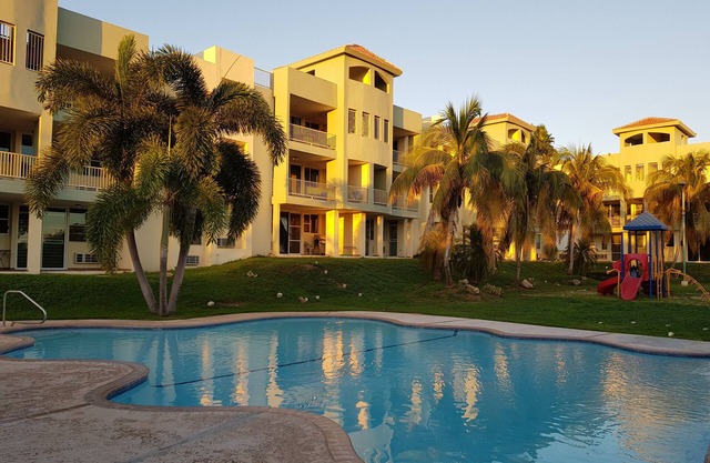 Puerto Salinas en Combate, Beautiful Condo con Ocean Breeze y Birds Sound