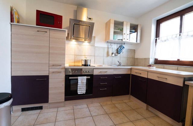 Relajación pura! Fantástico apartamento con grandes terrenos en el Schaalsee