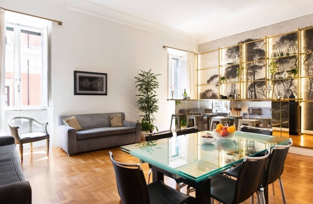 TreasureRome Quattro Fontane Luxury