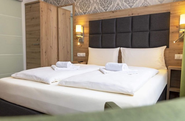 Queensize double room GH-Flexible-Rate - AKZENT Hotel Roter Ochse