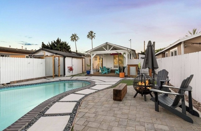 Quiet 3BR Home w/ Heated Pool near Balboa & Zoo