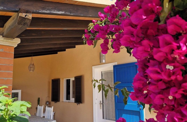 TRANQUILA Y ACOGEDORA CASITA DE CAMPO A 1,3KM DEL MAR