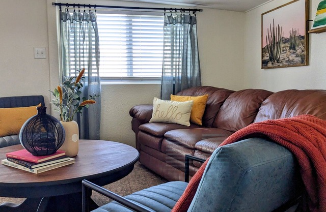 Quiet & Unique 2BR on Winery Row The Elgin Project