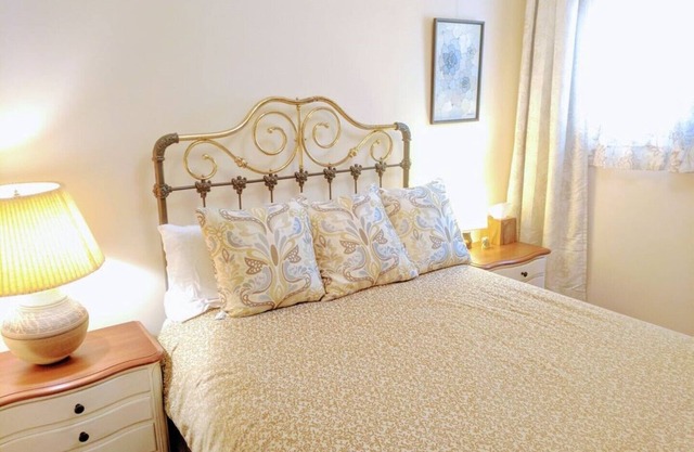 Habitación tranquila perfectamente ubicada - Redwood Home restaurada North Beach