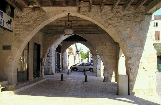 Casa rural tranquila típica, a 600 m del pueblo fortificado de Villeréal