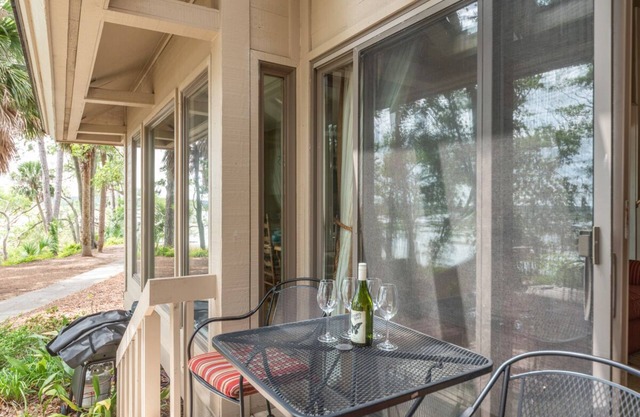Casa tranquila de 2 dormitorios en Dataw Island con vistas al arroyo