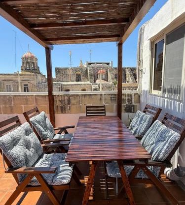 Rabat 2BDR Delightful House with View