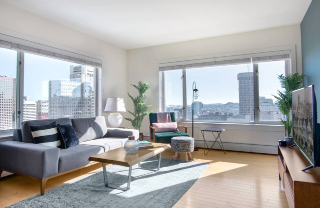 Rad Nob Hill 1BR w/ Gym + city views, near Union Sq by Blueground