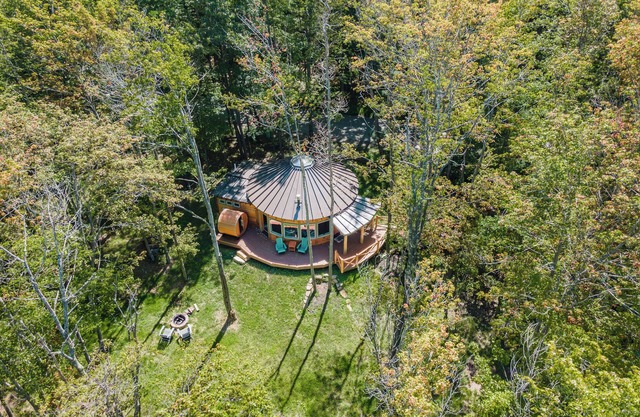 New! Yellowstone Yurt: Lake Area, Gas Fireplace, Sauna!