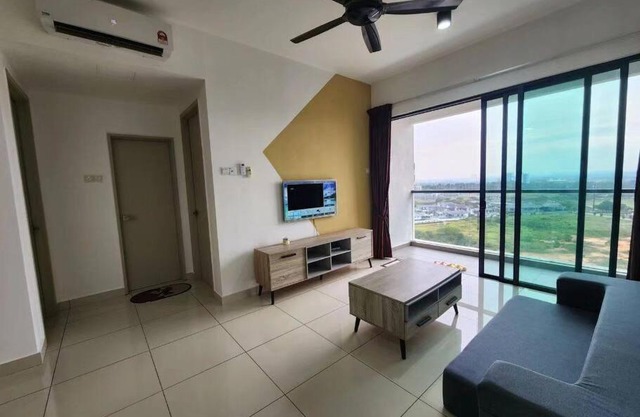 Raffles Suites 2 bedroom balcony High Floor Skudai by GDRAGON HomeStay