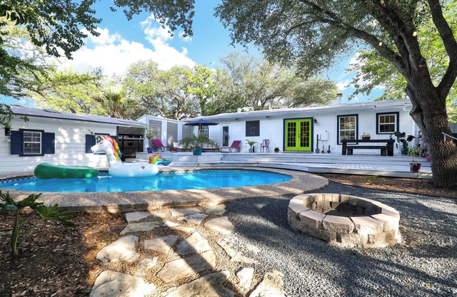 Rainbow Casita
