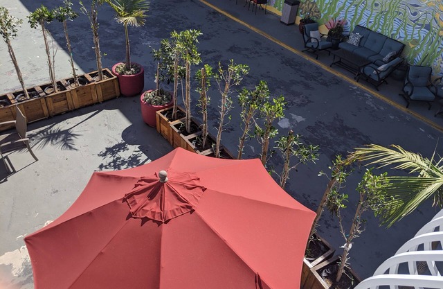 Ramada Limited - Redondo Beach - Walk to the beach