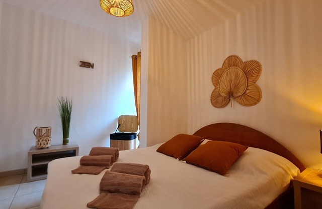 Rare villa with sea view: pedestrian residence *** heated swimming pool...