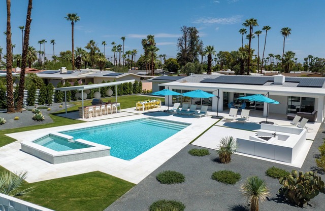 Record Views, Palm Springs Midcentury Compound