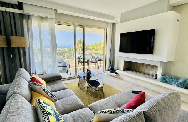 BellaVista / Beautiful apartment with sea view